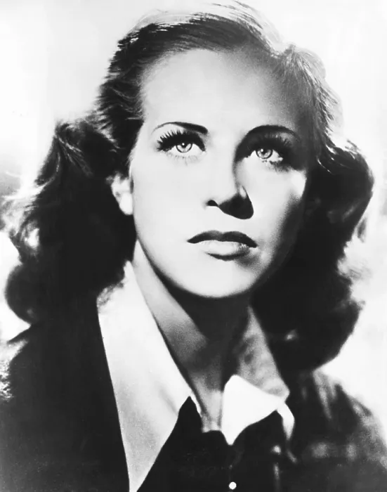 Framed Print : MURDERERS AMONG US, (aka DIE MORDER SIND UNTER UNS), Hildegard Knef, 1946 Framed Print : MURDERERS AMONG US, (aka DIE MORDER SIND UNTER UNS), Hildegard Knef, 1946