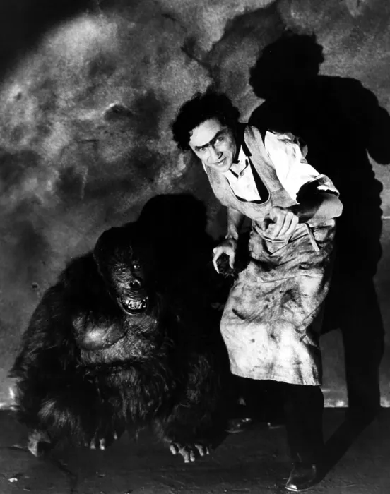 Framed Print : MURDERS IN THE RUE MORGUE, Charles Gemora, Bela Lugosi, 1932