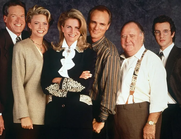 Framed Print : MURPHY BROWN, from left: Charles Kimbrough, Faith Ford, Candice Bergen, Joe Regalbuto, Pat Corley, Grant Shaud, (1994), 1988-2018