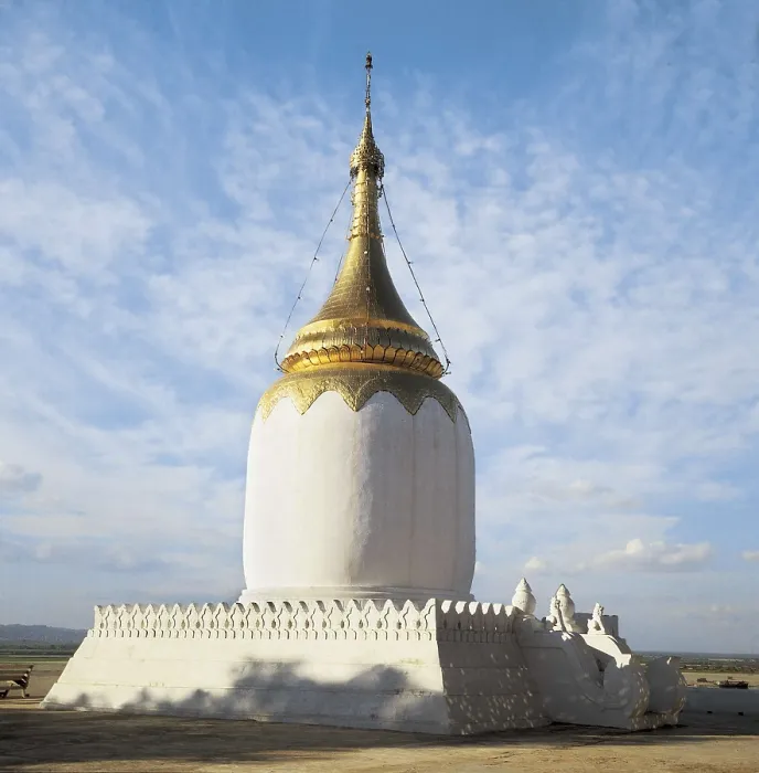 Framed Print : MYANMAR. MANDALAY. Bagan. Bupaya Pagoda. Stupa. AISA / Everett Collection**US SALES ONLY** Framed Print : MYANMAR. MANDALAY. Bagan. Bupaya Pagoda. Stupa. AISA / Everett Collection**US SALES ONLY**