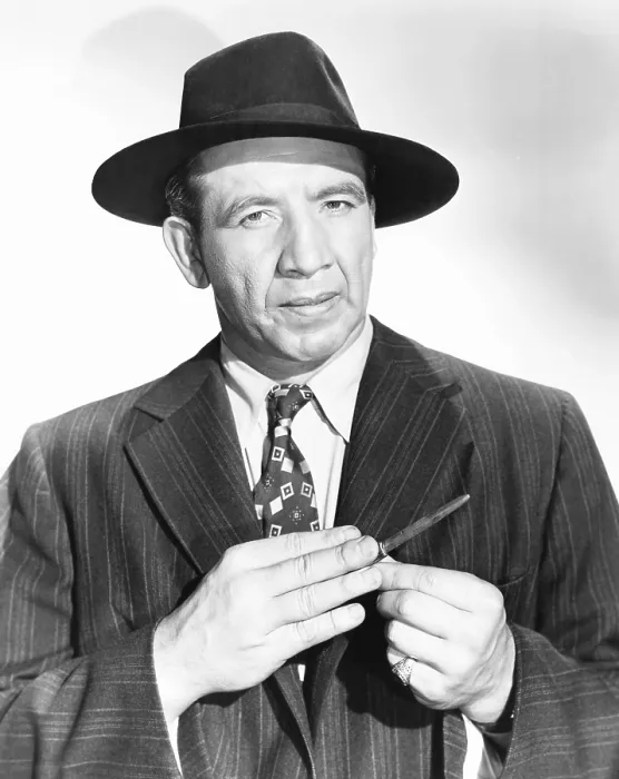 Framed Print : MYSTERIOUS INTRUDER, Mike Mazurki, 1946 Framed Print : MYSTERIOUS INTRUDER, Mike Mazurki, 1946