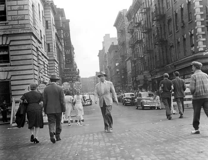Framed Print : THE NAKED CITY, Ted de Corsia, 1948 Framed Print : THE NAKED CITY, Ted de Corsia, 1948