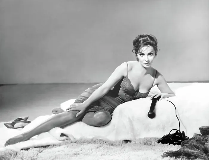 Framed Print : GO NAKED IN THE WORLD, Gina Lollobrigida, 1961