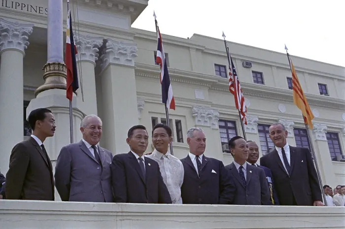 Framed Print : National leaders of the Anti-Communist Alliance, SEATO (Southeast Asia Treaty Organizations) at Manila, Philippines