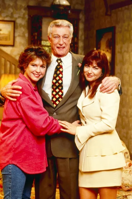Framed Print : EMPTY NEST, from left: Kristy McNichol, Richard Mulligan, Dinah Manoff, 1988-1995