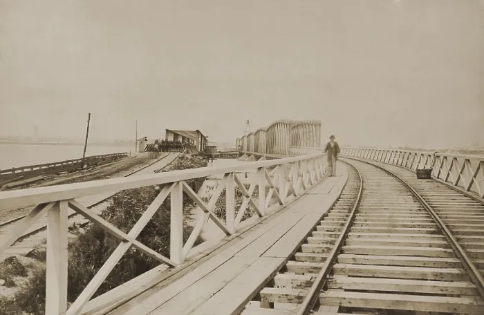 Framed Print : The new span (right) of the Long Bridge between Washington, DC, and Alexandria, VA, under construction in 1863. Civil War transport required this stronger and more secure bridge