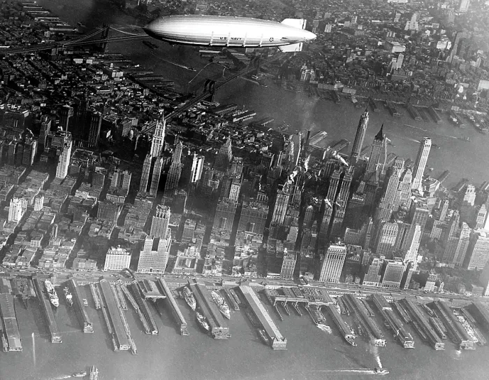 Framed Print : New York City, aerial view of the U.S.S. Akron dirigible, flying over the Hudson River in Manhattan, 11 / 2 / 1931. CSU Archives / Everett Collection