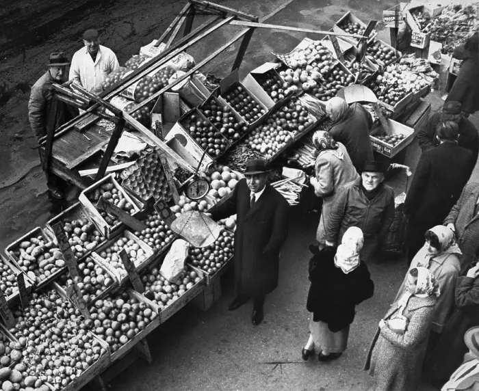 Framed Print : New York City, closing of push cart market, Saratoga Avenue and Prospect Place, photograph by Roger Higgins, 1962 Framed Print : New York City, closing of push cart market, Saratoga Avenue and Prospect Place, photograph by Roger Higgins, 1962