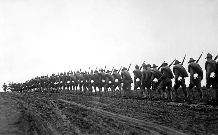 Framed Print : New York National Guard, silhouetted against the sky as they march to the training camp. World War I. Sept. 5, 1917