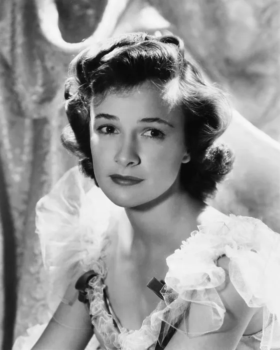 Framed Print : Newly signed MGM actress Phyllis Thaxter, 1944
