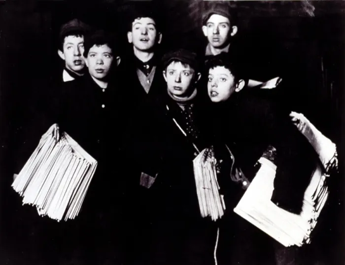 Framed Print : NEWSBOYS under the arch of the Brooklyn Bridge, NY around 1912.. Courtesy: CSU Archives  /  Everett Collection