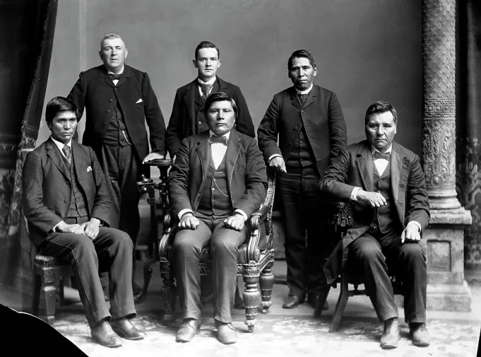 Framed Print : Nez Perce delegates with Benjamin Beveridge (left, standing), owner of Washington House, Washington, DC. ca. 1880