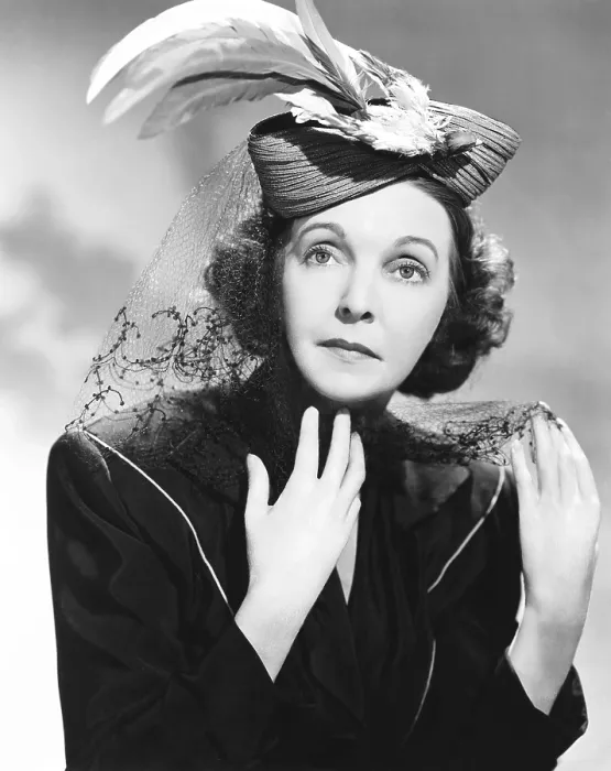 Framed Print : NIAGARA FALLS, Zasu Pitts, 1941