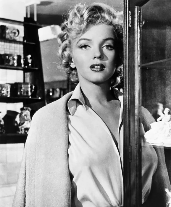 Framed Print : NIAGARA, Marilyn Monroe, 1953, TM and Copyright 20th Century-Fox Film Corp. All Rights Reserved / courtesy Everett Collection