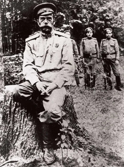 Framed Print : Nicholas II. Nicholas II arrested by the Bolshevik soldiers in Tobolsk (Siberia). RUSSIA. TYUMEN. Tobolsk. AISA / Everett Collection**US SALES ONLY** Framed Print : Nicholas II. Nicholas II arrested by the Bolshevik soldiers in Tobolsk (Siberia). RUSSIA. TYUMEN. Tobolsk. AISA / Everett Collection**US SALES ONLY**