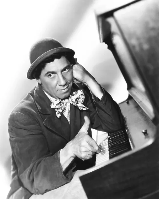 Framed Print : A NIGHT IN CASABLANCA, Chico Marx, 1946