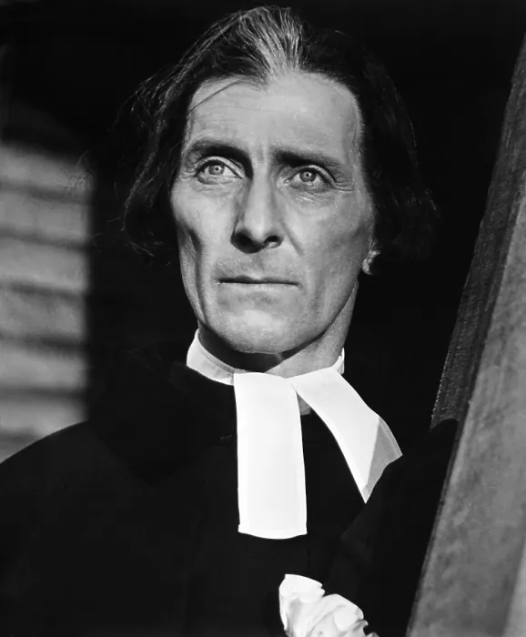 Framed Print : NIGHT CREATURES, Peter Cushing, 1962 Framed Print : NIGHT CREATURES, Peter Cushing, 1962