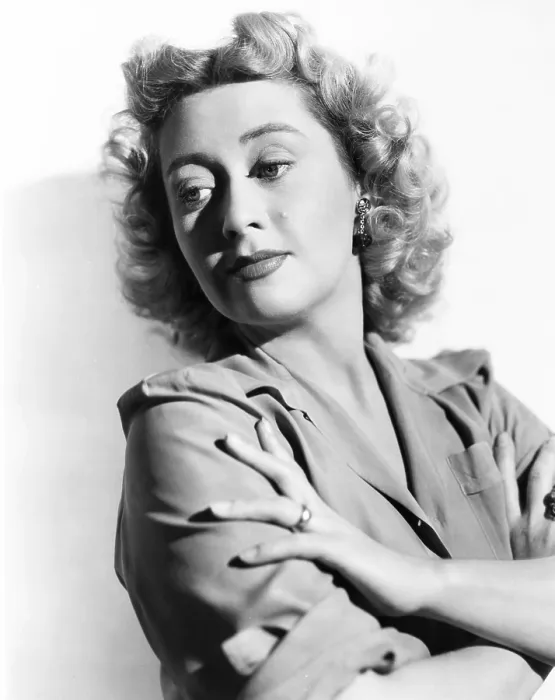 Framed Print : NIGHTMARE ALLEY, Joan Blondell, 1947, TM & Copyright 20th Century Fox Film Corp. / courtesy Everett Collection