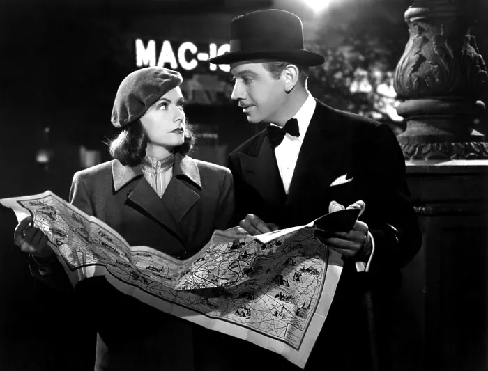 Framed Print : NINOTCHKA, Greta Garbo, Melvyn Douglas, 1939