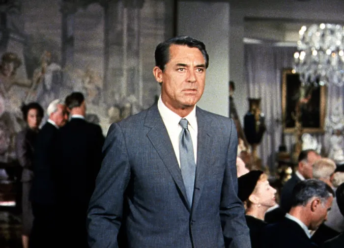 Framed Print : NORTH BY NORTHWEST, Cary Grant, 1959