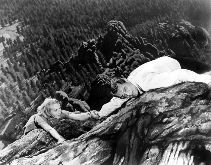 Framed Print : NORTH BY NORTHWEST, Cary Grant, Eva Marie Saint, 1959