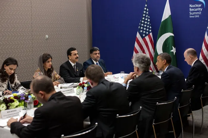 Framed Print : Nuclear Security Summit in Seoul, Republic of Korea. Meeting between Prime Minister Yousaf Raza Gillani of Pakistan and President Barack Obama, March 27, 2012. (BSLOC_2015_3_190)