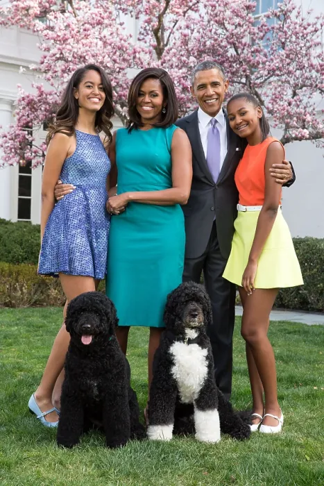 Framed Print : Obama Family photo in the White House Rose Garden, Easter Sunday, April 5, 2015. L-R: Malia, First Lady Michelle, the President, and Sasha with dogs Sunny and Bo
