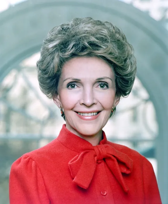 Framed Print : Official Portrait of First Lady Nancy Reagan. February 1, 1983
