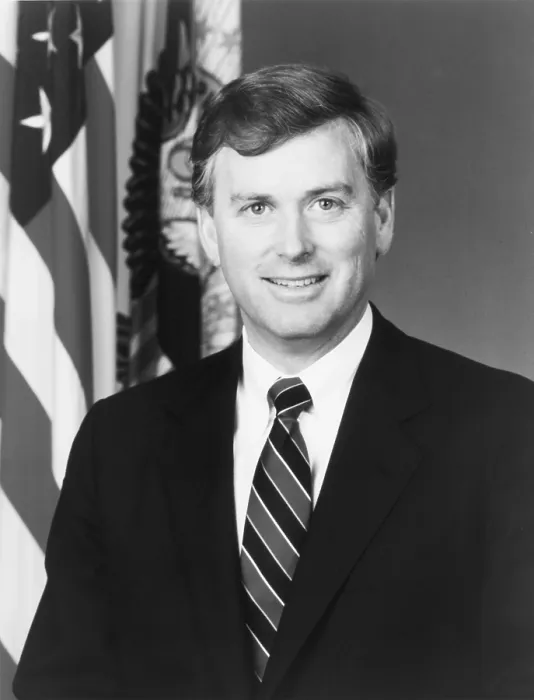 Framed Print : Official Portrait of Vice President Dan Quayle. 1989 Framed Print : Official Portrait of Vice President Dan Quayle. 1989