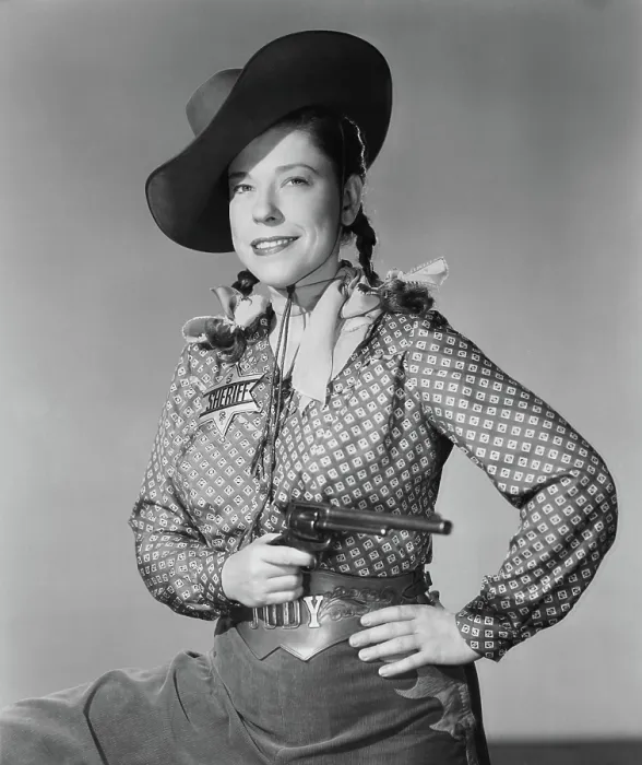 Framed Print : OKLAHOMA ANNIE, Judy Canova, 1952