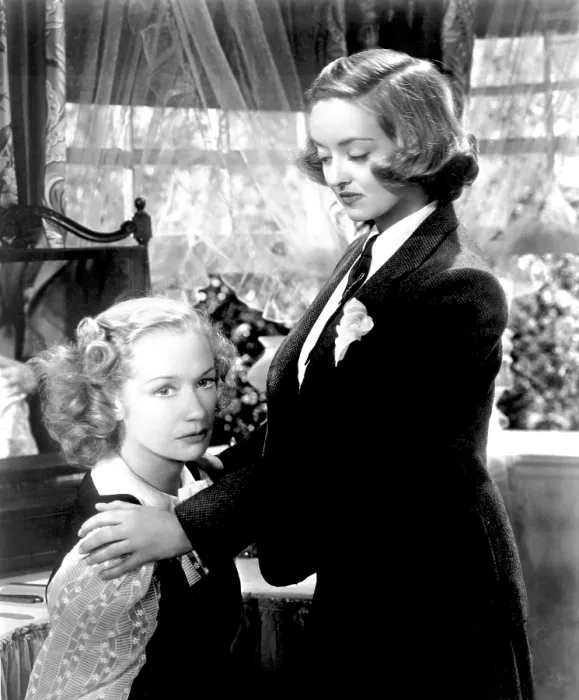 Framed Print : OLD ACQUAINTANCE, Miriam Hopkins, Bette Davis, 1943