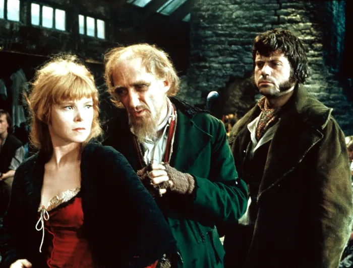 Framed Print : OLIVER!, Shani Wallis, Ron Moody, Oliver Reed, 1968