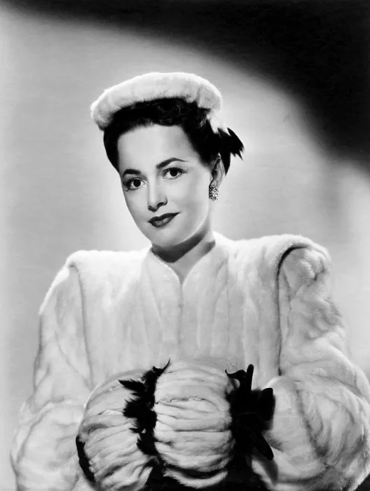 Framed Print : Olivia de Havilland, ca. late 1940s Framed Print : Olivia de Havilland, ca. late 1940s