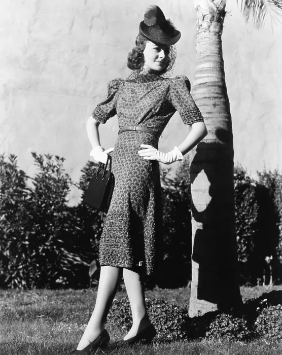 Framed Print : Olivia de Havilland, modeling an afternoon dress of red, white and blue, with a straw hat, spring 1939 Framed Print : Olivia de Havilland, modeling an afternoon dress of red, white and blue, with a straw hat, spring 1939