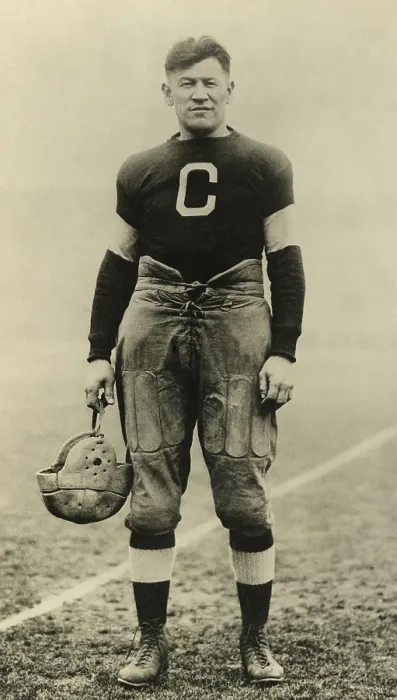 Framed Print : Olympic Gold Medalist Jim Thorpe, in the uniform of the Canton Bulldogs, c. 1915-1920