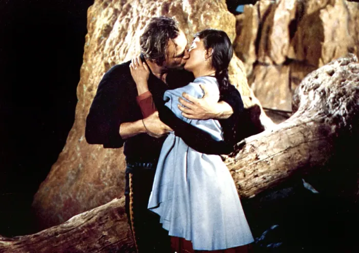 Framed Print : ONE-EYED JACKS, Marlon Brando, Pina Pellicer, 1961