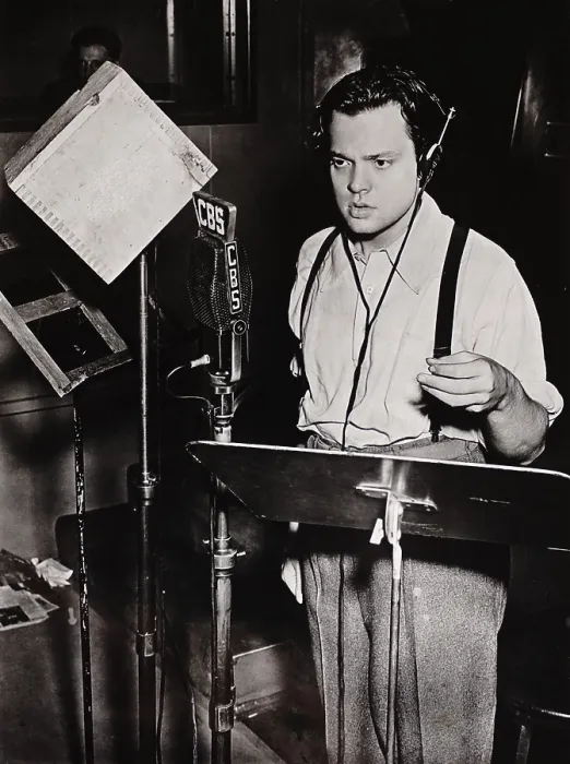 Framed Print : Orson Welles performs on the CBS Radio in 1938. FIRST PERSON SINGULAR, presented hour long dramatic adaptions from popular literary works from July-Sept