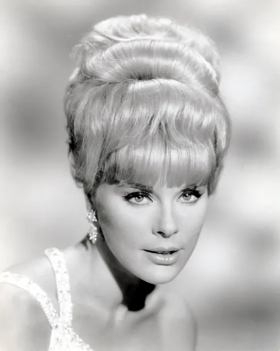 Framed Print : THE OSCAR, Elke Sommer, 1966 Framed Print : THE OSCAR, Elke Sommer, 1966