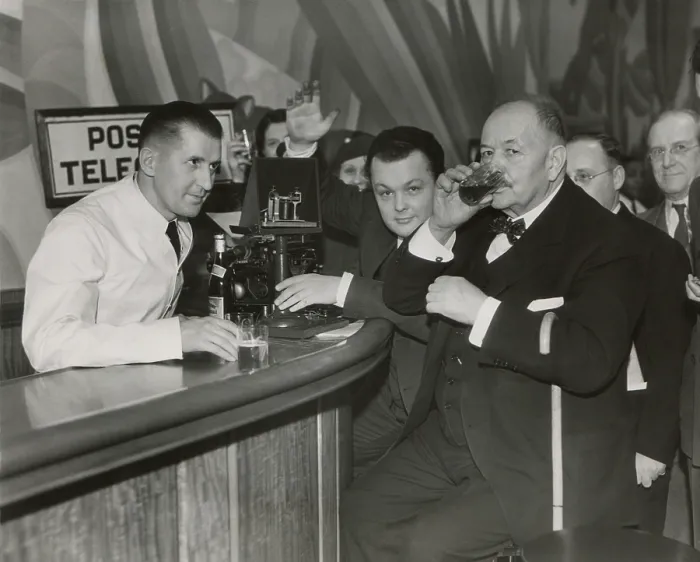 Framed Print : Oscar Mayer, food industrialist, takes the first legal drink in Chicago on Dec. 5, 1933 at 5:32 PM