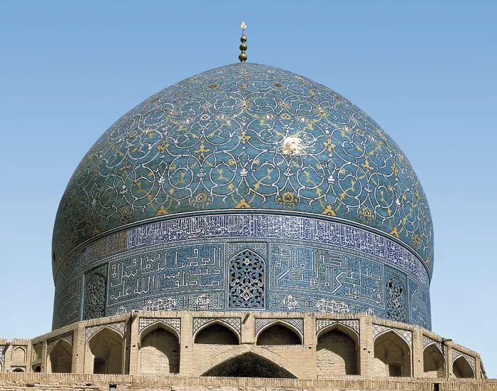 Framed Print : OSTAD ABU'L-QASIM, (17th c.). The Royal Mosque. ca. 1612 - 1630. IRAN. ESFAHAN. Esfahan. Royal Mosque (Masjid I-Shah). Dome. Persian art. Safavid period. Architecture