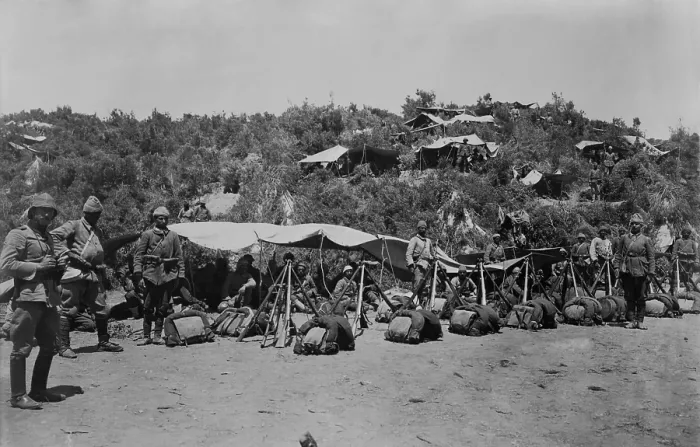 Framed Print : Ottoman soldiers during the Gallipoli campaign, April 1915-Jan. 1916 Framed Print : Ottoman soldiers during the Gallipoli campaign, April 1915-Jan. 1916