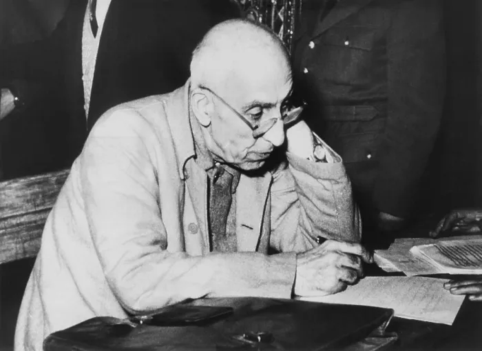 Framed Print : Ousted Iranian Premier Mohammed Mossadegh convicted of treason, Dec. 21, 1953. He received a three year prison sentence for attempting to overthrow the monarchy of Iran