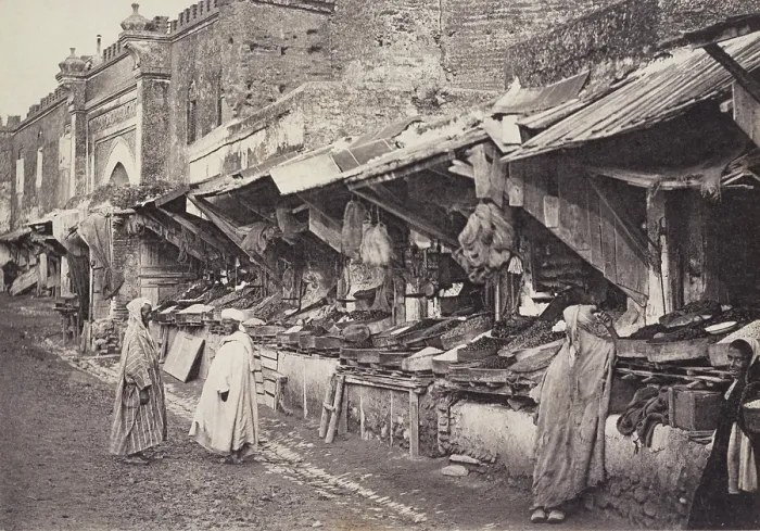 Framed Print : Outdoor market where vendors sell dried fruits and vegetables in Fez, Morocco