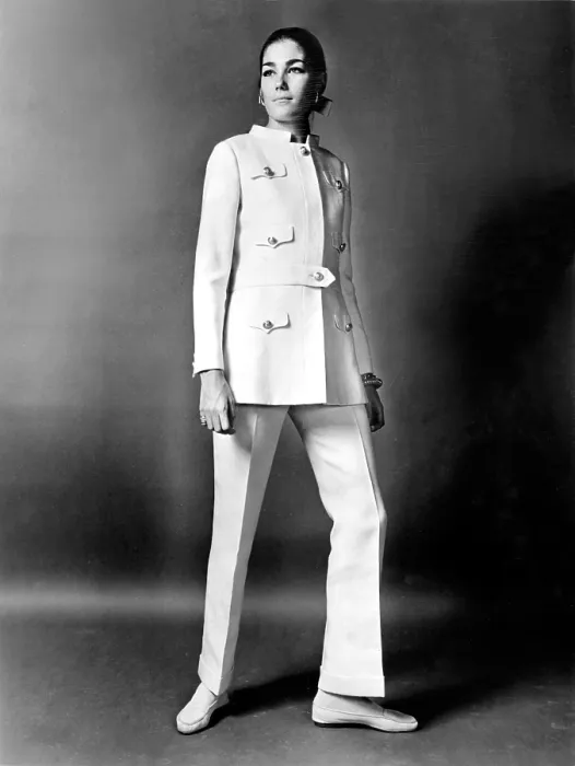 Framed Print : An outfit by Oscar de la Renta, around 1967.. Courtesy: CSU Archives  /  Everett Collection