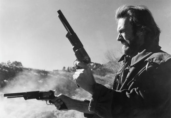 Framed Print : THE OUTLAW JOSEY WALES, Clint Eastwood, 1976 Framed Print : THE OUTLAW JOSEY WALES, Clint Eastwood, 1976