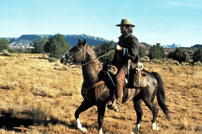 Framed Print : THE OUTLAW JOSEY WALES, Clint Eastwood, 1976
