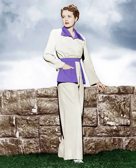 Framed Print : ACROSS THE PACIFIC, Mary Astor, 1942
