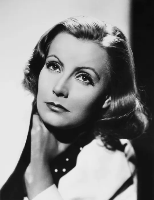 Framed Print : THE PAINTED VEIL, Greta Garbo, 1934 Framed Print : THE PAINTED VEIL, Greta Garbo, 1934