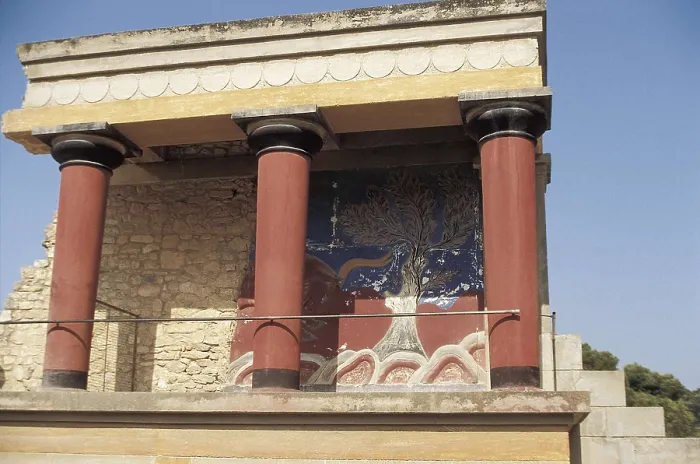 Framed Print : The Palace of Minos at Knossos. 2100 BC. GREECE. CRETE. IRAKLION. Knossos. Western portico. Minoan art  /  Cretan art. Early Minoan period. AISA / Everett Collection**US SALES ONLY**