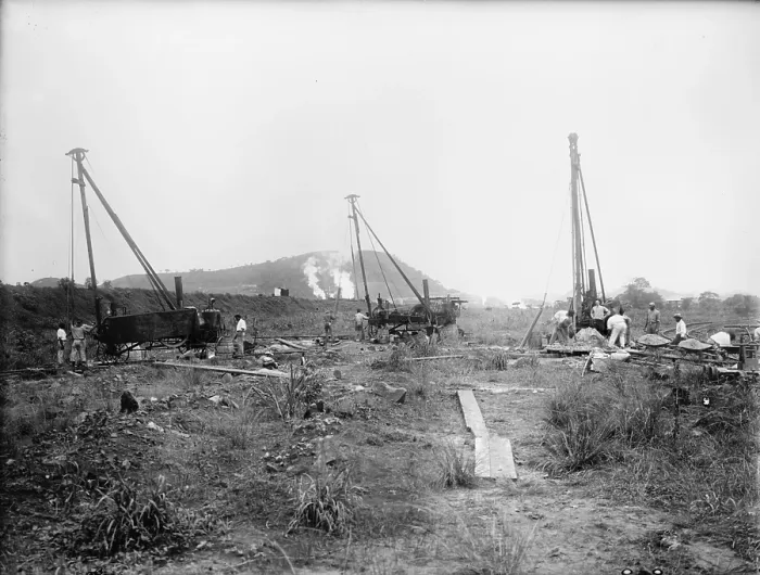 Framed Print : Panama Canal, U.S. Naval radio station, circa 1909-1919